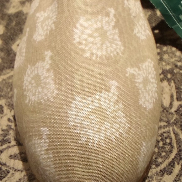 LL Bean Canvas Boat Shoes, ladies size 9.5 - Picture 2 of 13